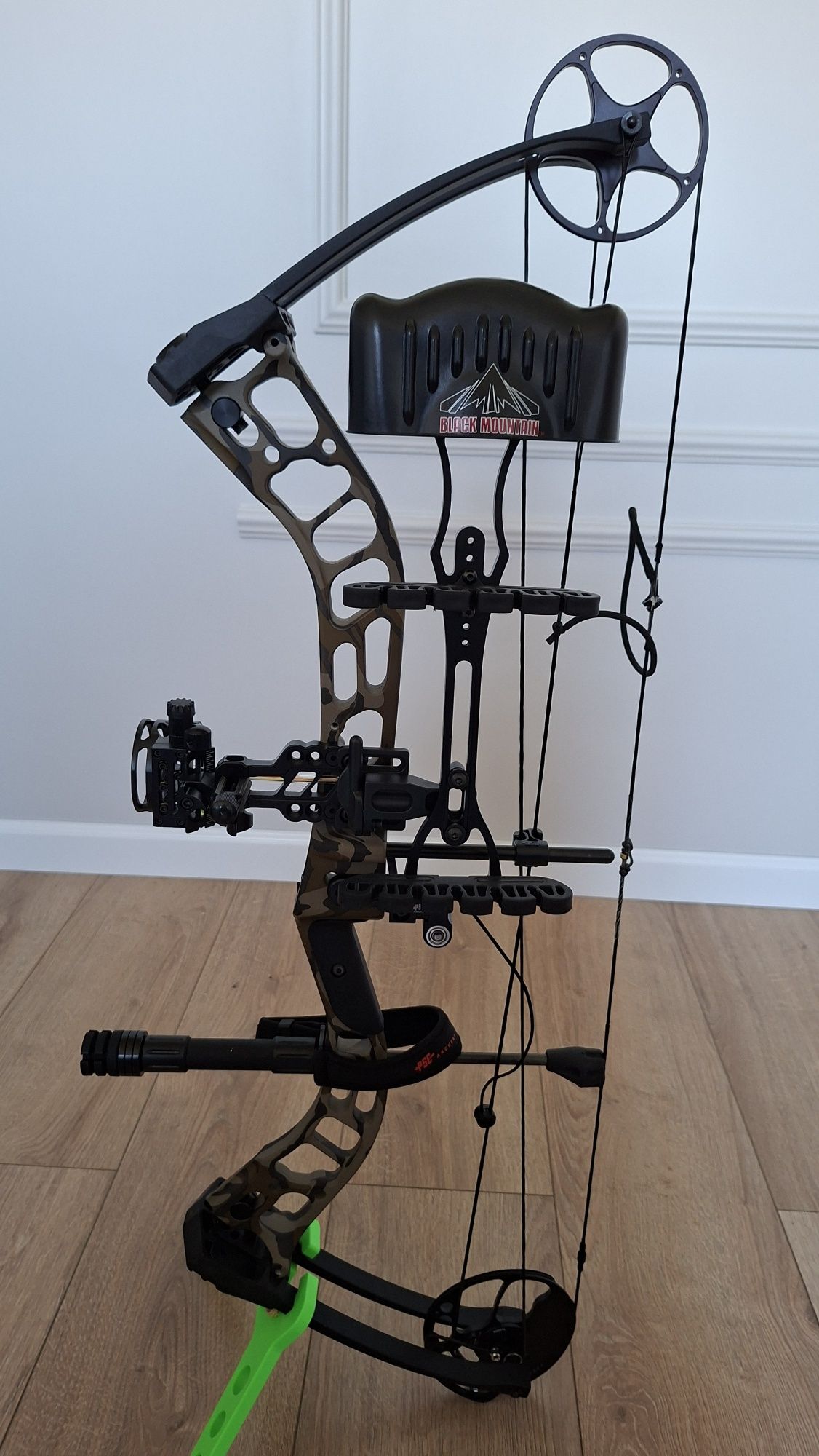 Łuk bloczkowy myśliwski PSE Stinger ATK Pro LH camo - zestaw