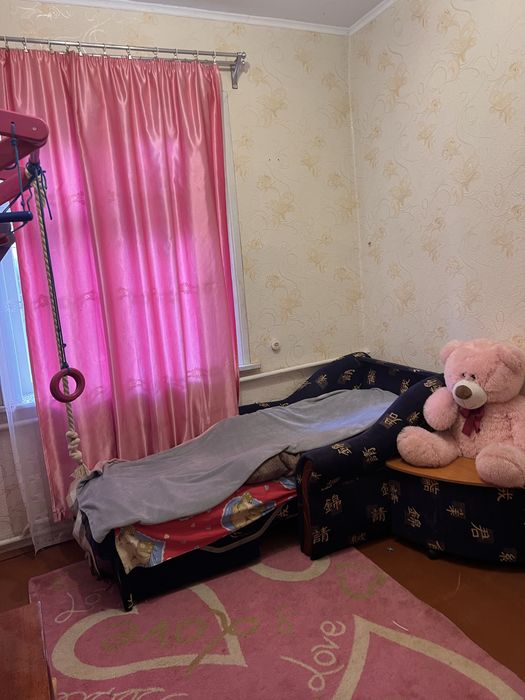 Будинок. Ніжинський район с.Вертіївка