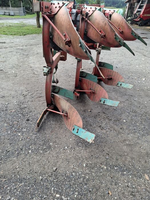 Pług kverneland 3 skibowy