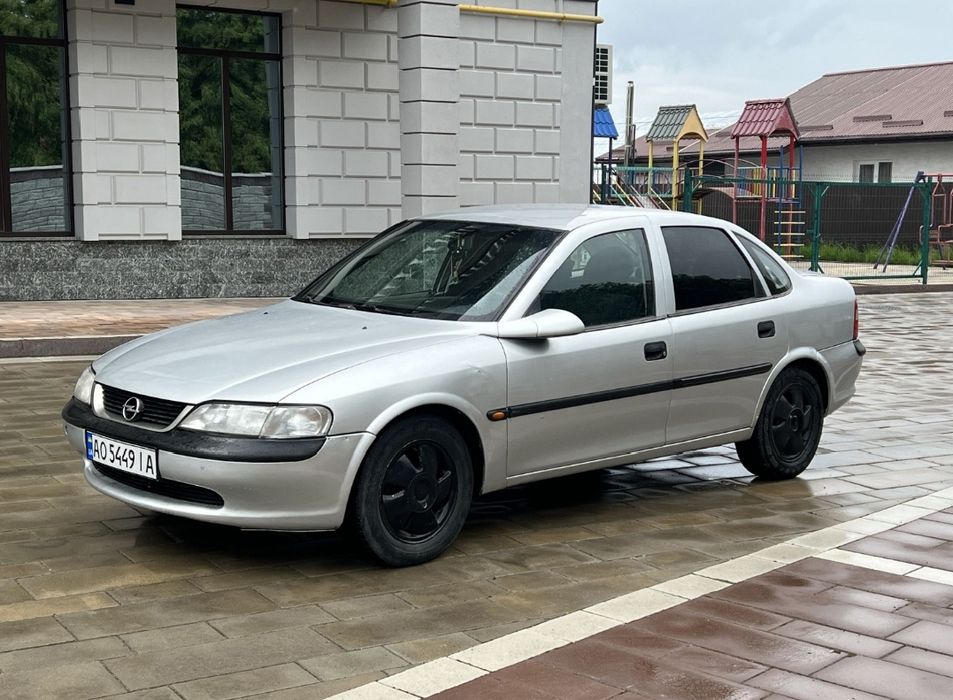Opel Vectra B 1.8 16V