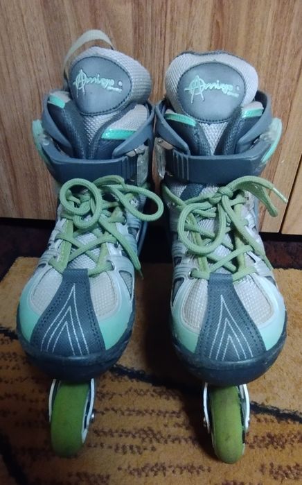 Продам роликові ковзани