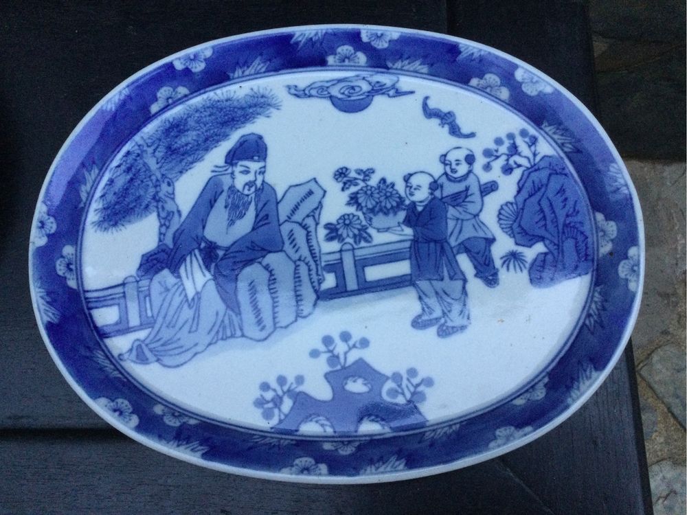 Pratos Porcelana Chinesa Séc XIX Pintados à mão 25,5 cm