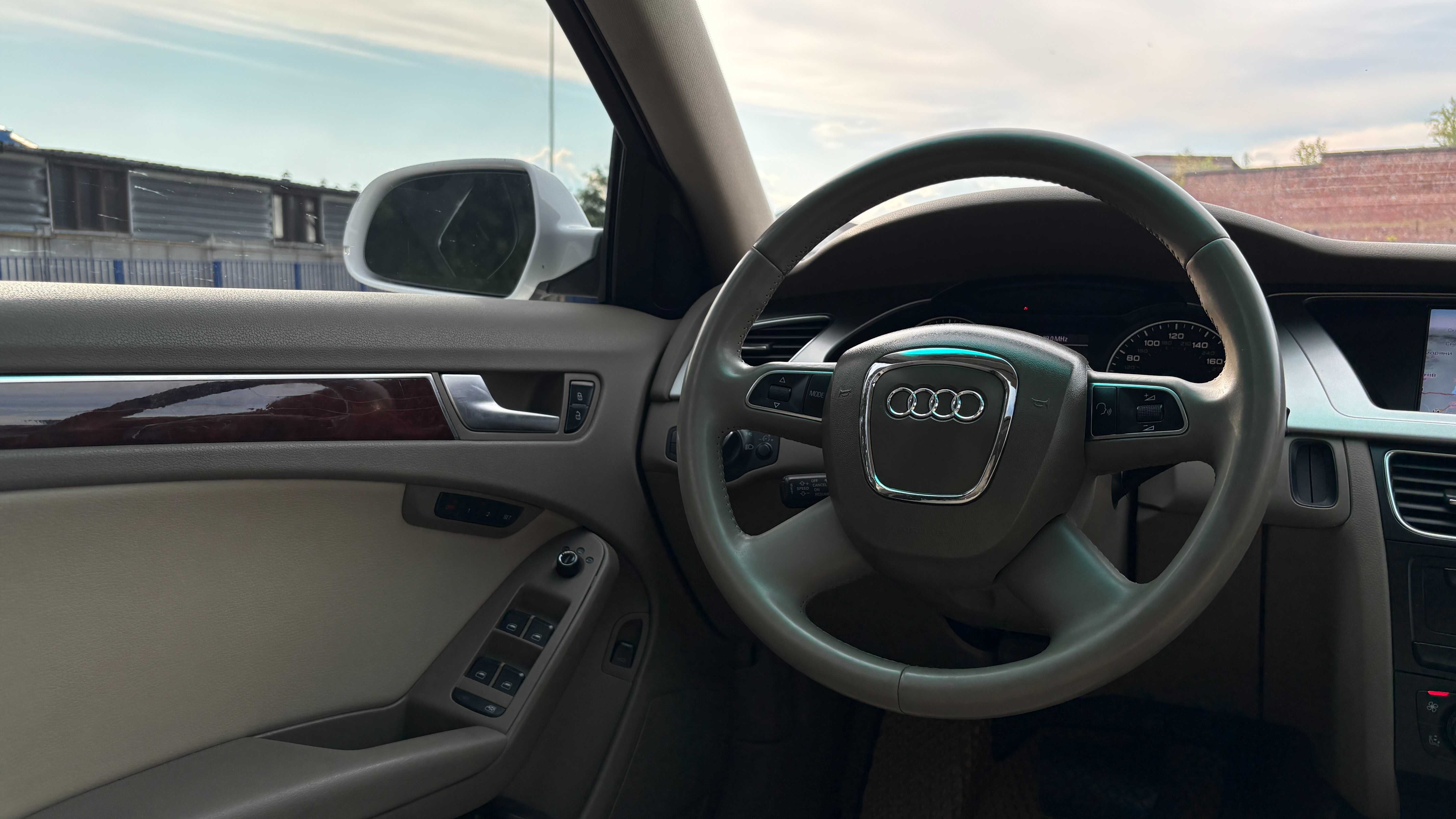 Audi A4 B8 S line 2.0 TFSI 211 к. с. 2012 р.