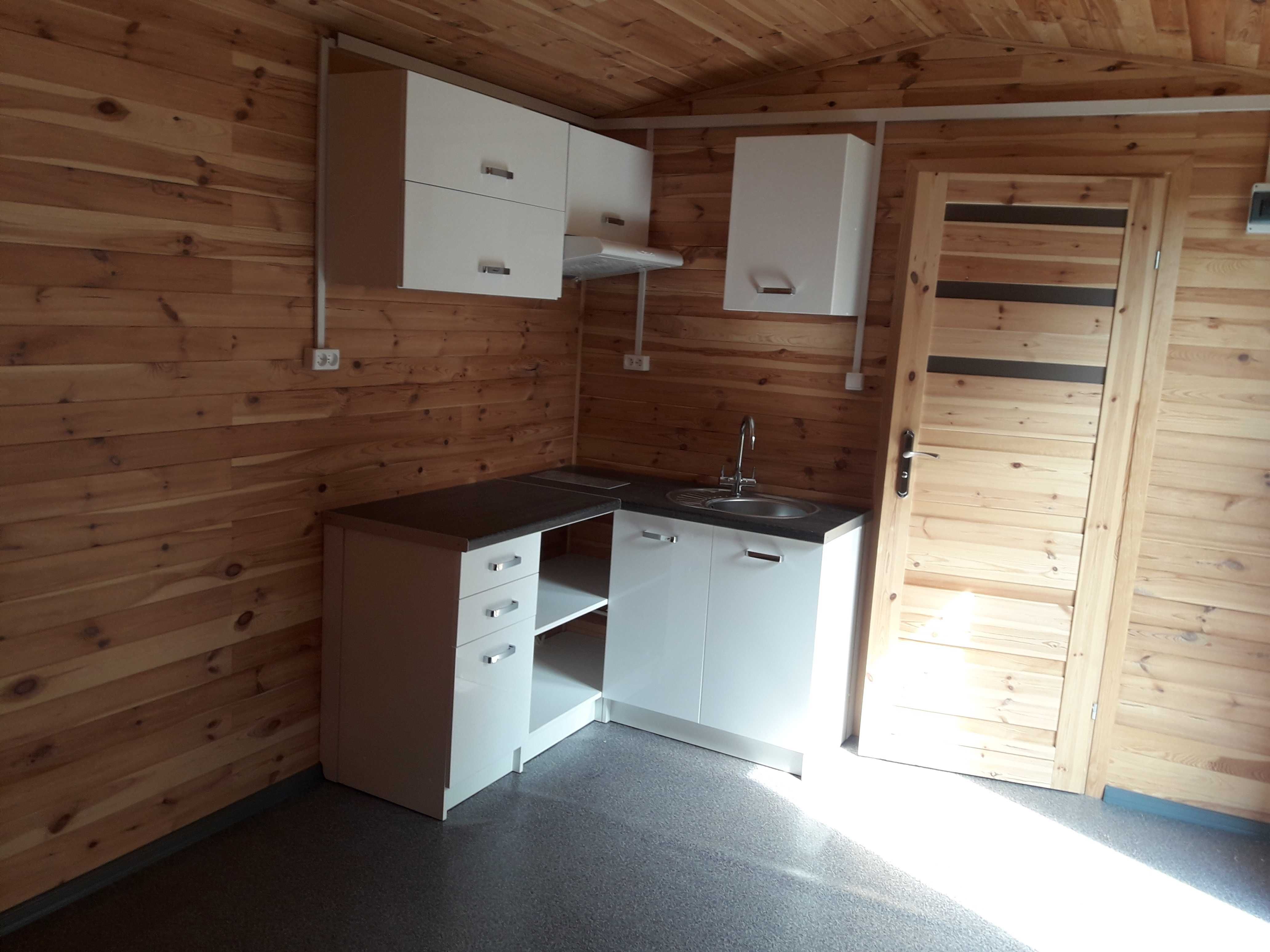 Komfortowy domek letniskowy mobilny 7,1x3,0m - gotowy do zamieszkania