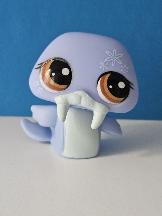 Littlest pet shop