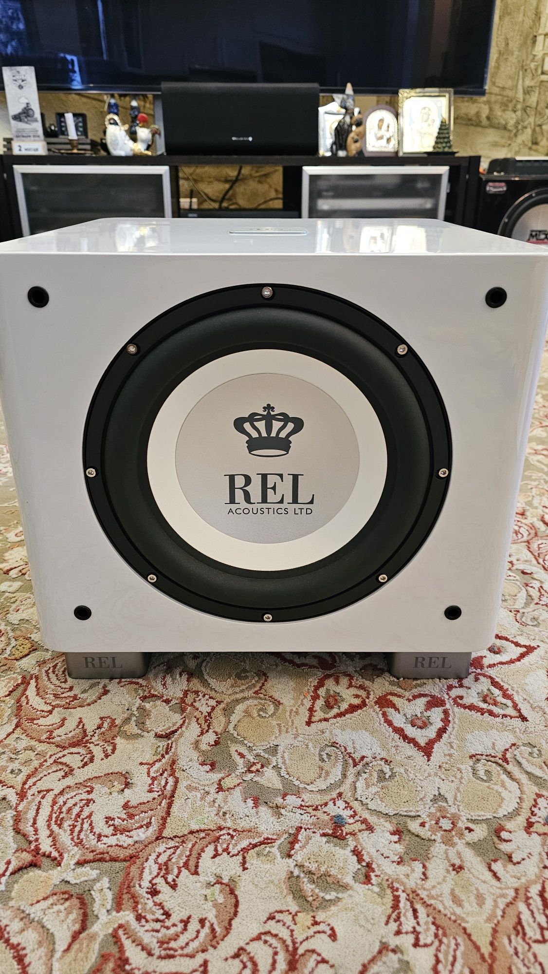 Продам сабвуфер  REL  T/9X.
