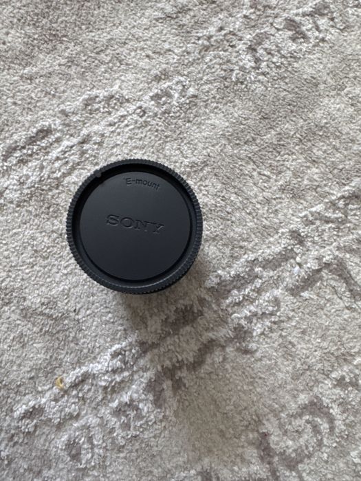 Обєктив SONY FE28mmF2