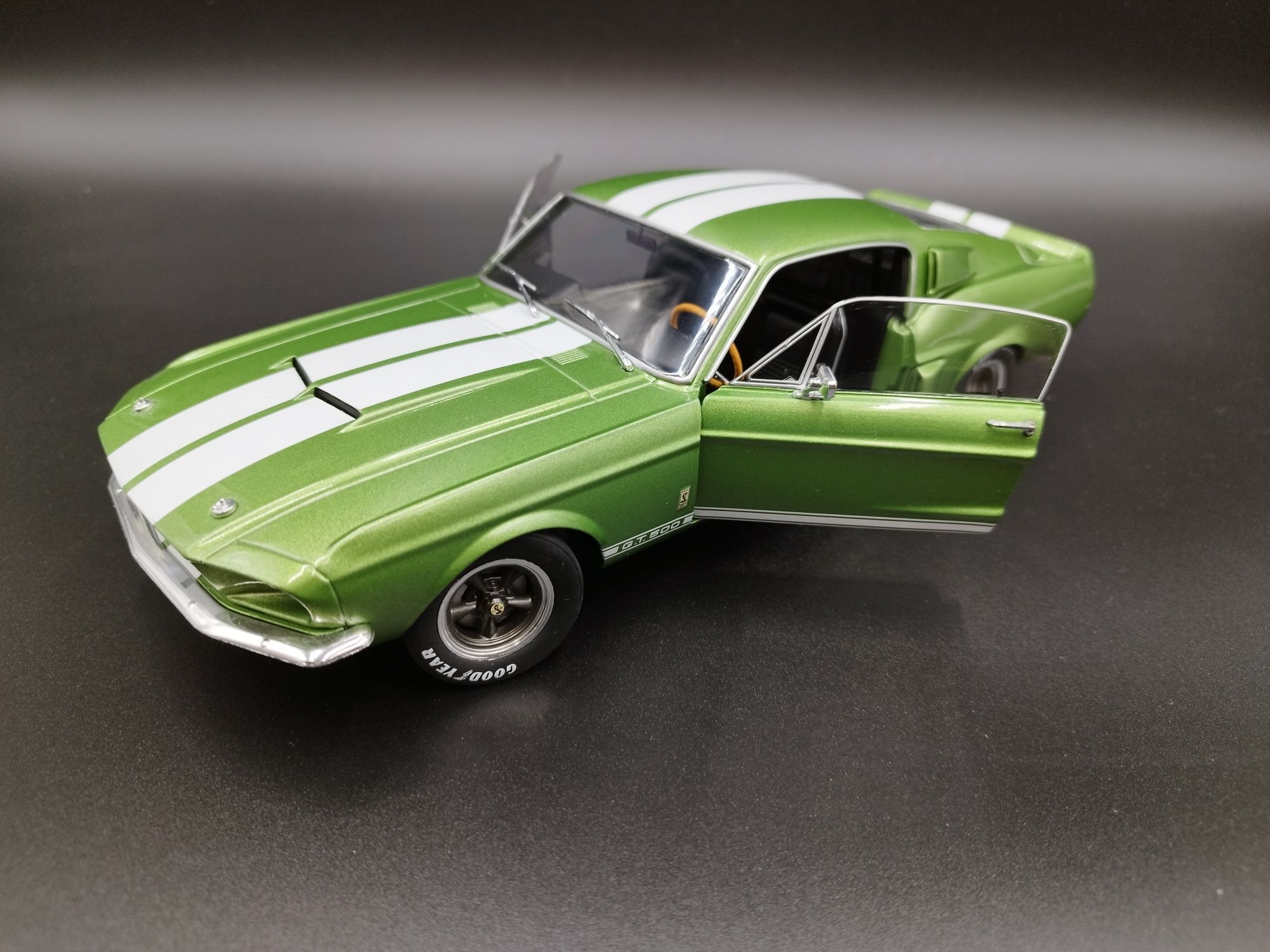 1:18 Solido Ford Mustang GT 500 Shelby  Green Model nowy