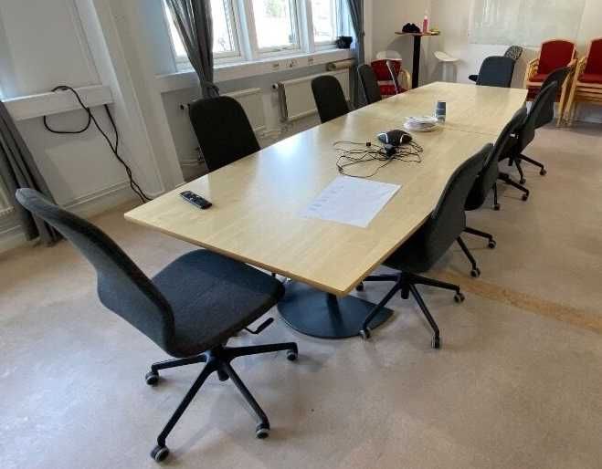 Stół konferencyjny 360cm i 10x krzesło na kółkach w zestawie do biura