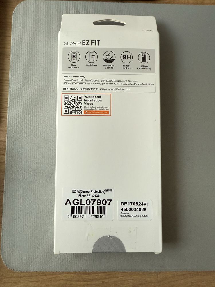 Spigen GLAS.TR EZ FIT iPhone 16 PRO Max szkło hartowane z aplikatorem