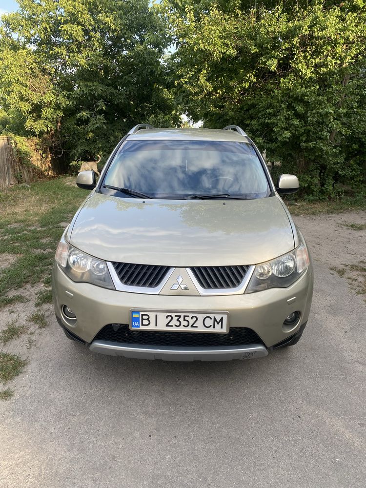 Mitsubishi Outlander 2.0 2007 рік