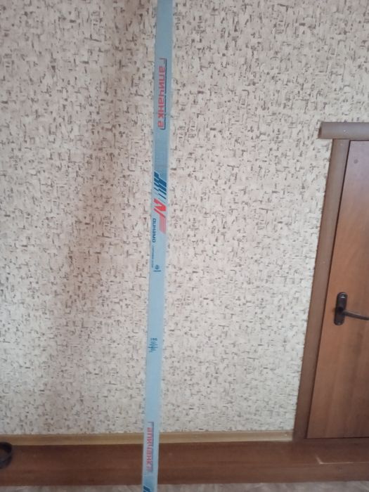 Продам лыжи беговые,деревянные,новые.