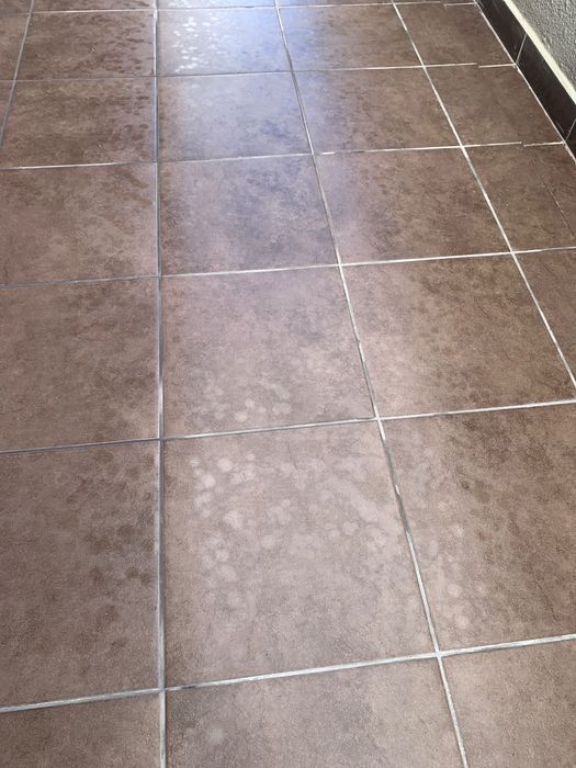 Pintura profissional,Manutenção Predial, Remodelações, pavimento e out