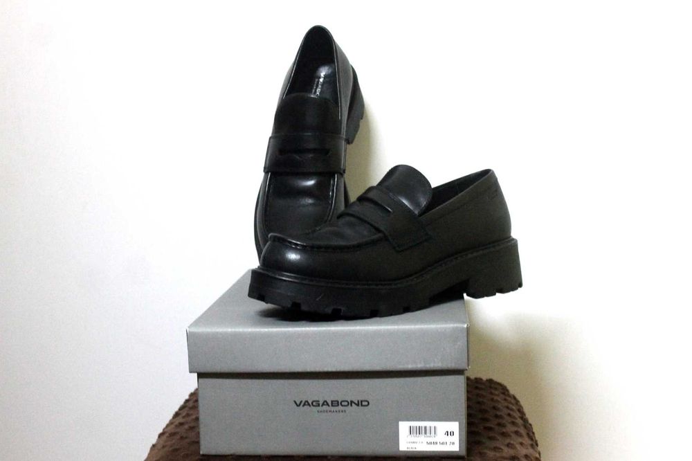 Продам взуття-Лоферишкіряні