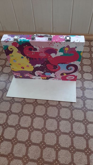 Crayola крайола набір олівців і фломастерів доя малювання і творчості