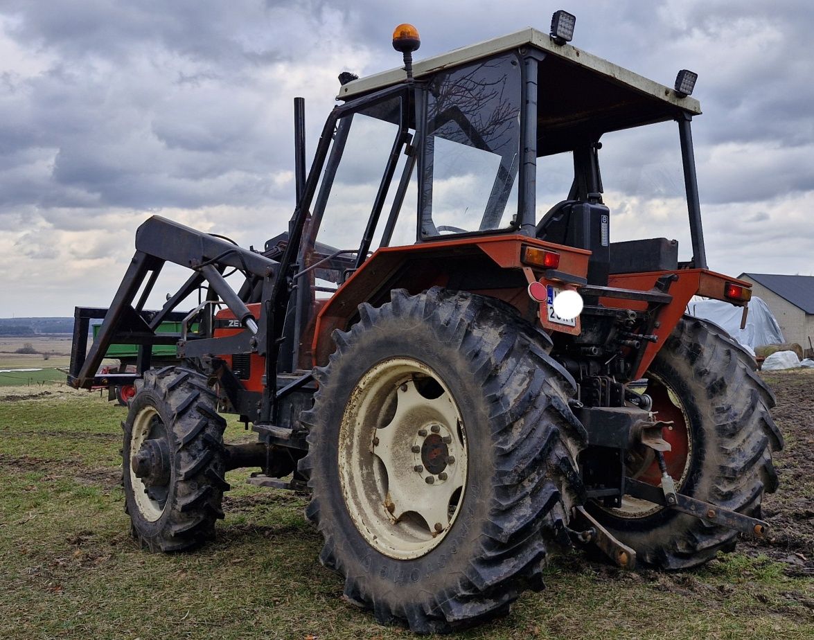 Zetor 6245 z turem