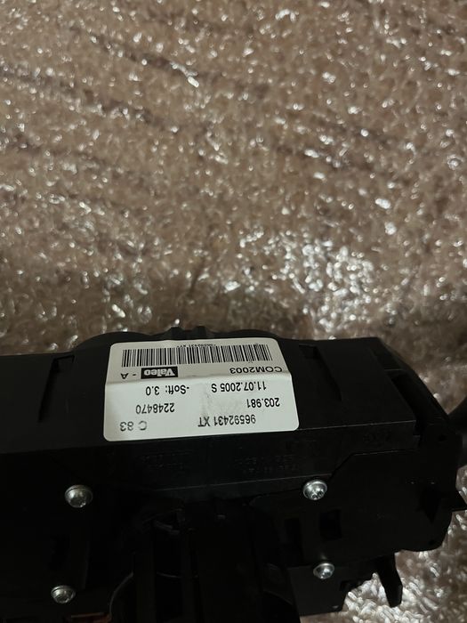 Продам подрульовий перемикач Пежо 407