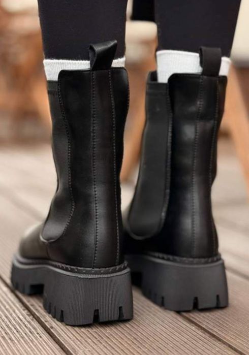 Неймовірні жіночі черевики