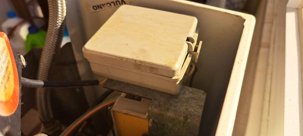 Caixa de pilhas Vulcano W275