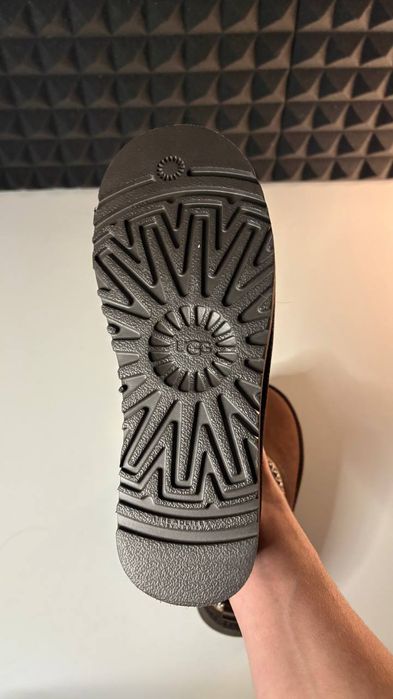 Оригінальні Ugg tasman chocolate
UGG