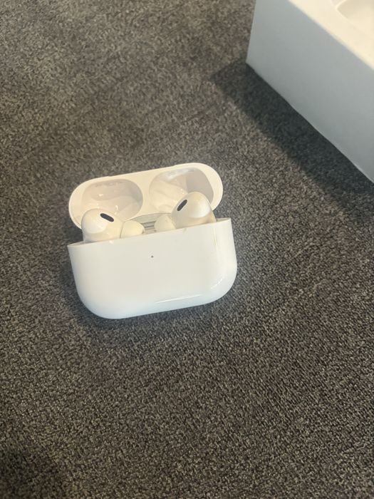 Sluchawki bezprzewodowe airpods pro 2