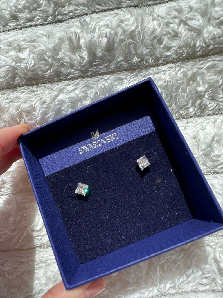 Swarovski серёжки гвоздики