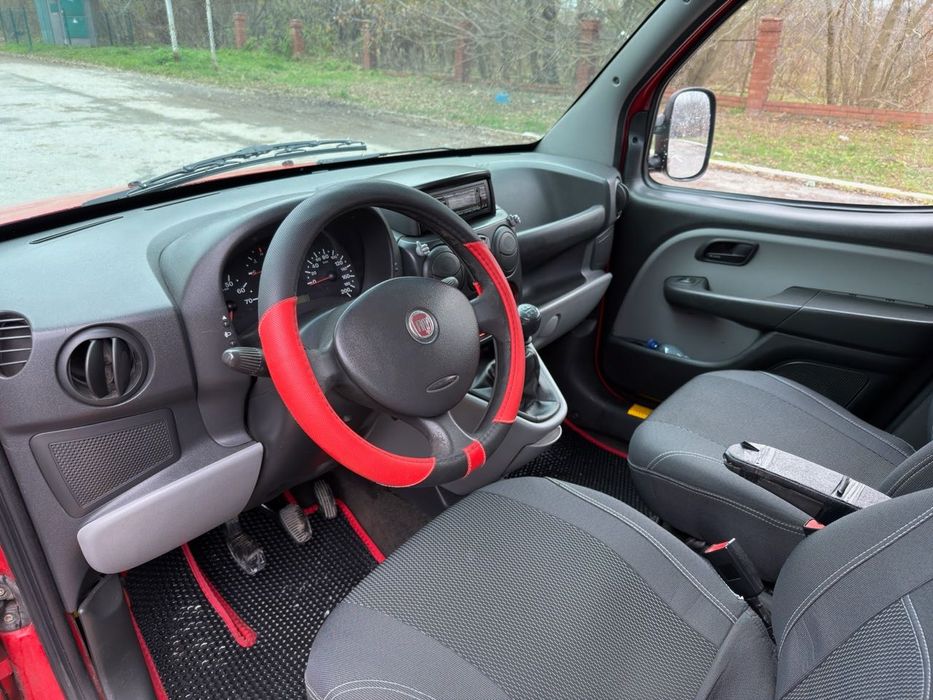 Fiat Doblo 2008 пасажир
