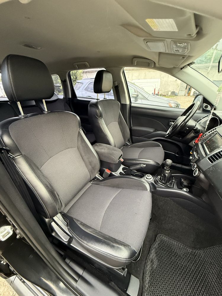 Продам Peugeot 4007