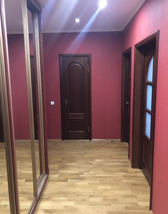 Двухкомнатная квартира.  Автономное отопление.  Соборности