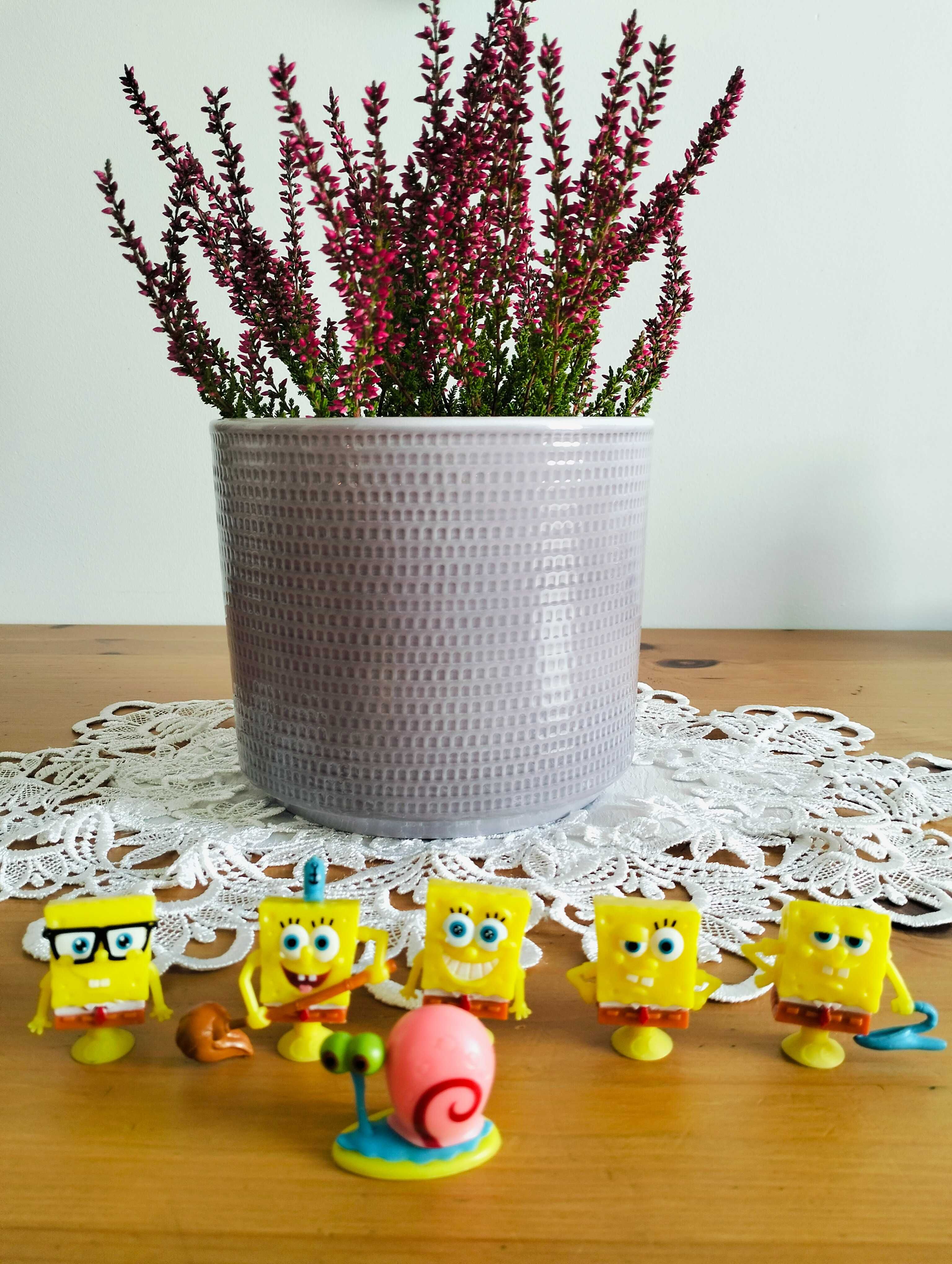 Figurki SpongeBob i Gacuś.