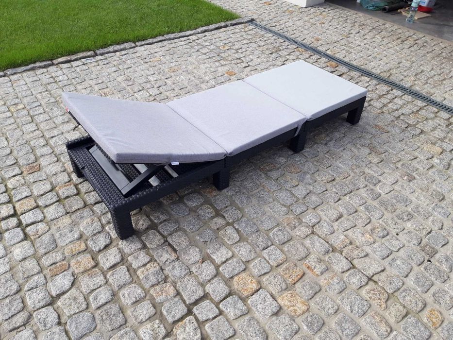 Leżaki ogrodowe - czarne