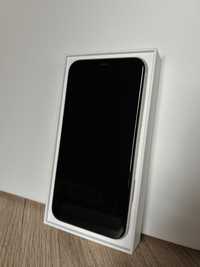 iPhone 11 / 128гб / white