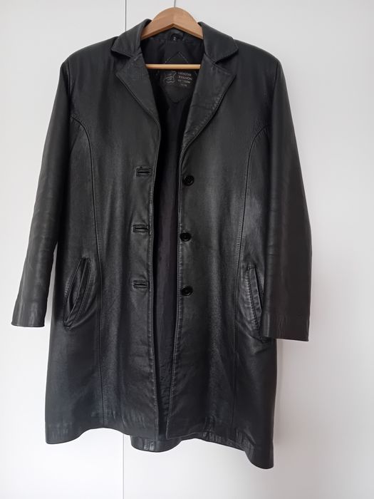 Vendo casaco usado ,mas em bom estado ,pele genuína