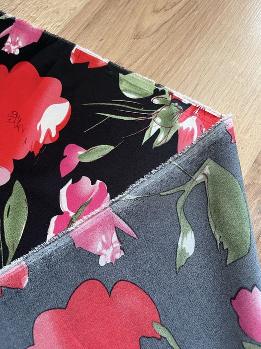 Tkanina cięta z metra kwiaty 145x235