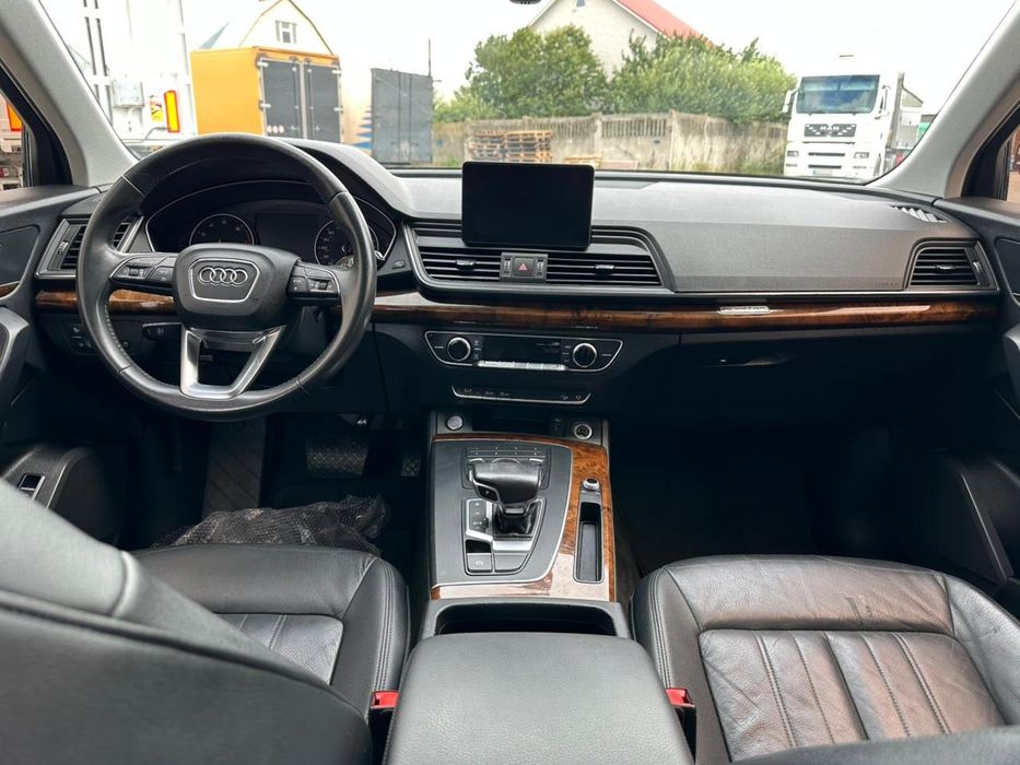 Ауди AUDI Q5. Власник