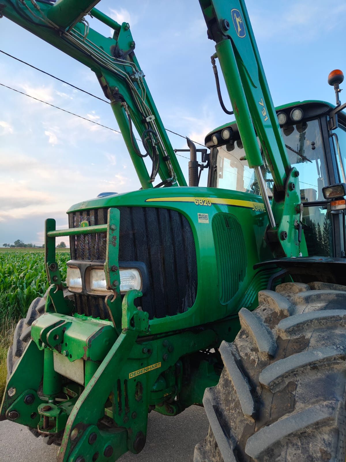 John Deere 6820  PNEUMATYKA