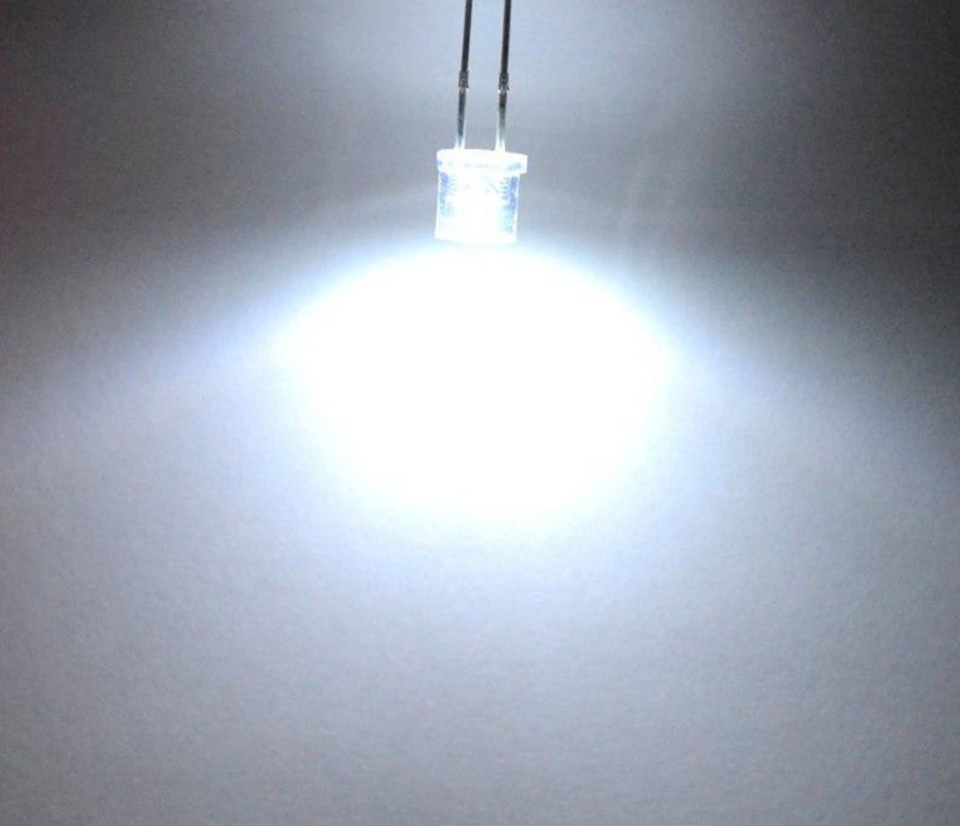 Продам светодиоды 5мм 3v LED F5 супер яркие