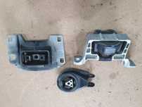 Poduszka łapa skrzyni silnika Ford Focus mk2 lift 1.4 1.6 benzyna 08r