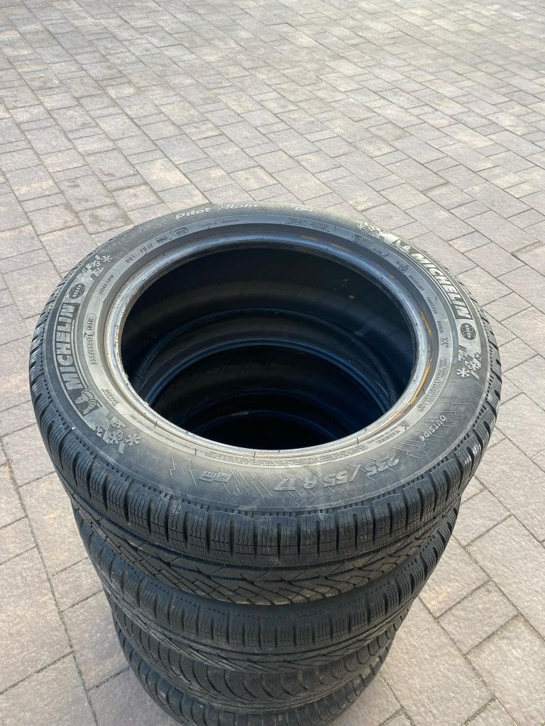 Opony zimowe Michelin Pilot Alpin 235/55/R17