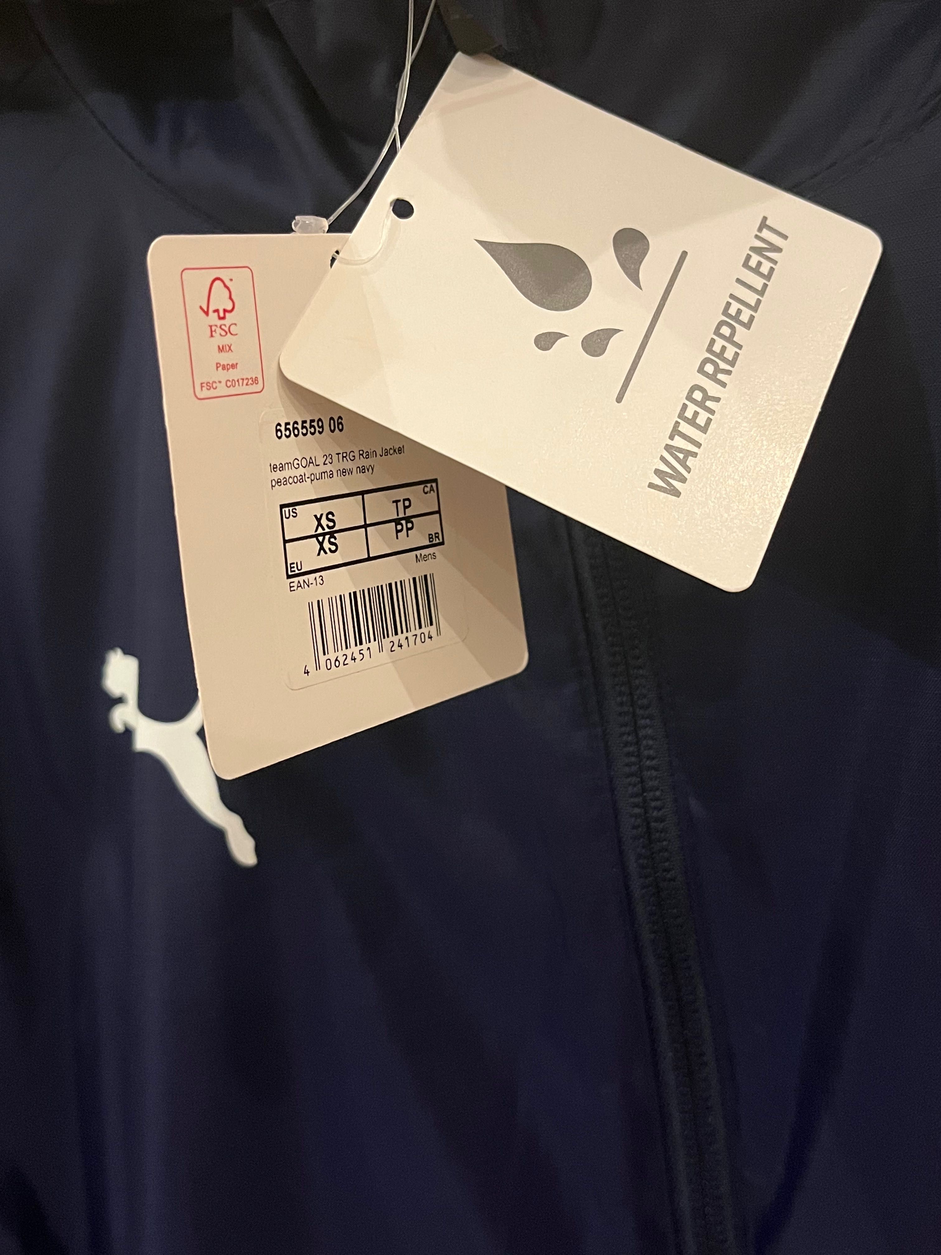 Нова вітрова дощовик Puma. Розмір по бірці Xs