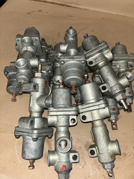 Кран управління тиском повітря в шинах ЗІЛ-131, УРАЛ-4320