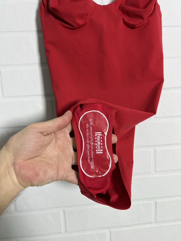 Wolford новий жіночий купальник розмір S/B Cup