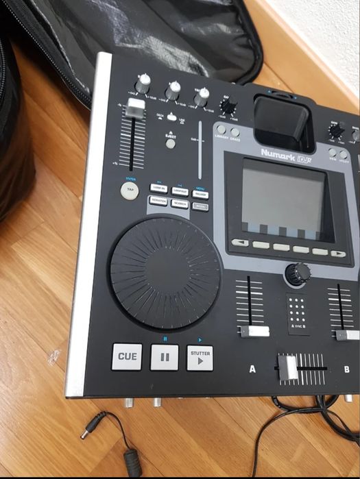 Controlador DJ Numark idj