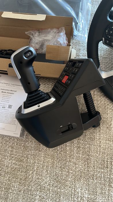 [Rezerwacja]Kierownica HORI Force Feedback Truck Control System for PC