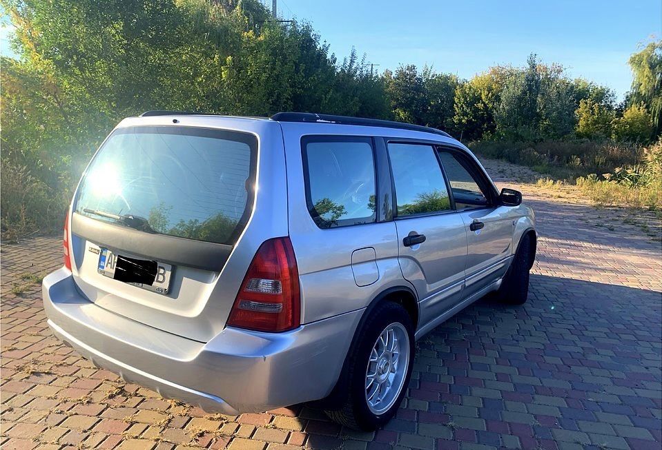Продам subaru forester
