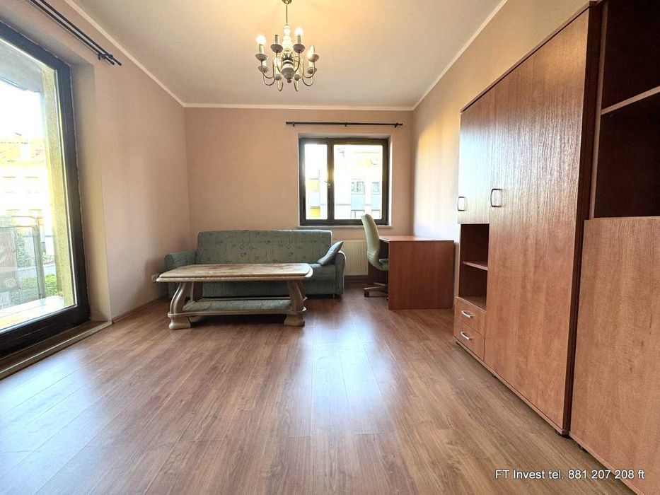 2 os.pokoje,kuchnia, łazienka z wc, balkon,garaż-box,osiedle zamknięte