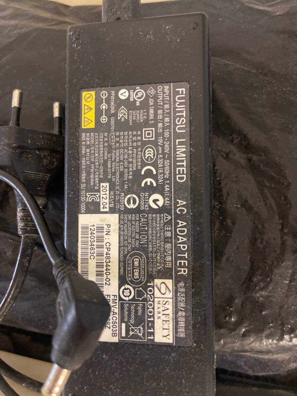 Ноутбук Fujitsu Lifebook AH 532