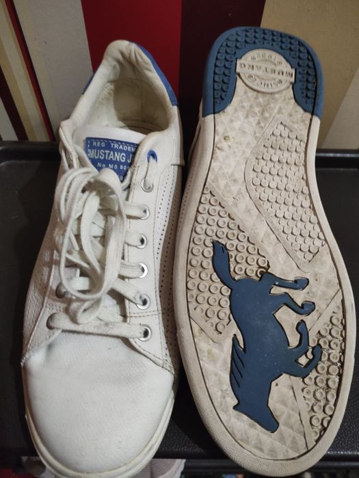 Кроссовки кожа 45р.(30см)