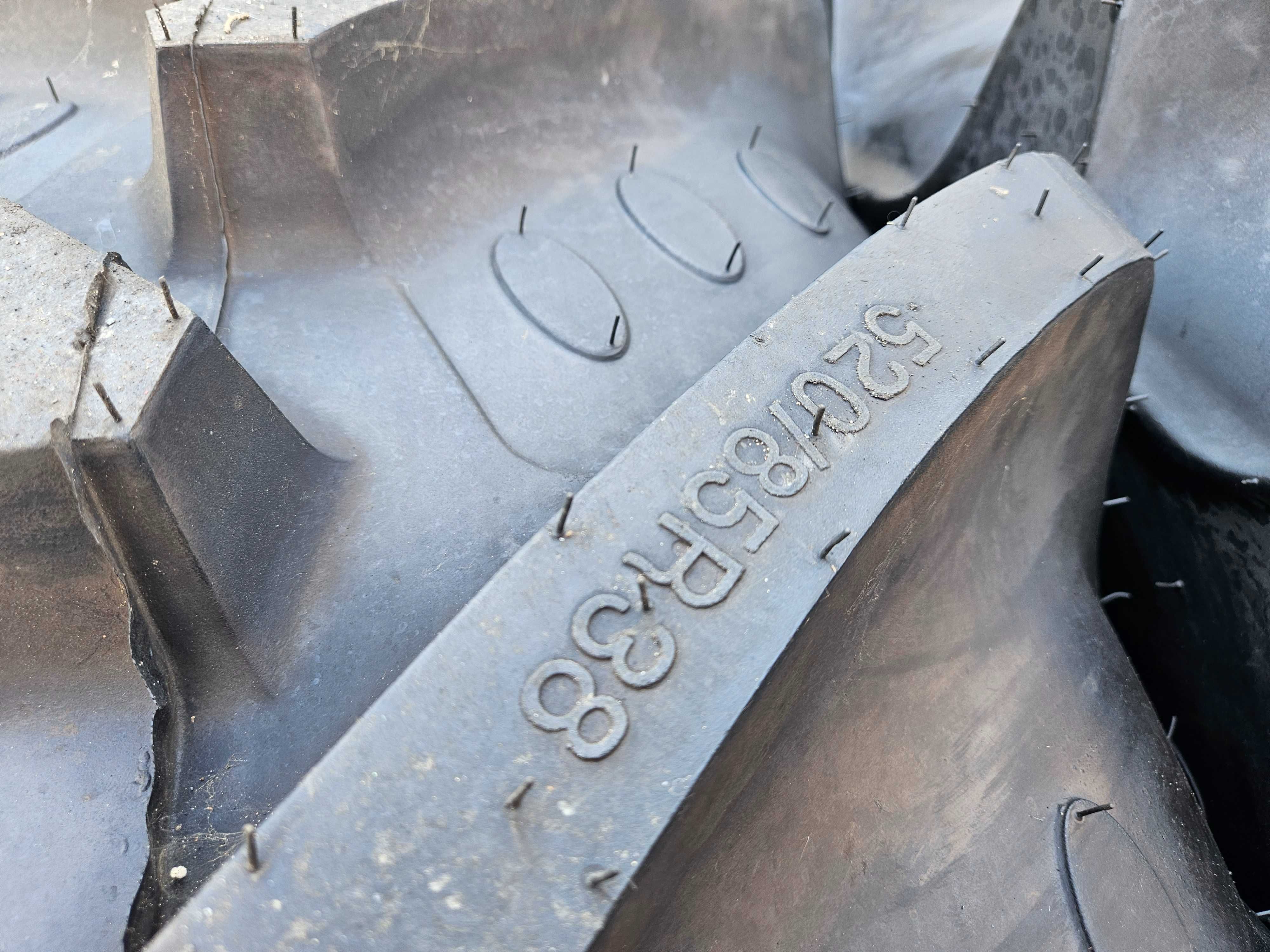 Opony Opona BKT 520/85 - R 38 RT 855 20.8 20,8R 38 AGRIMAX 520/85R38