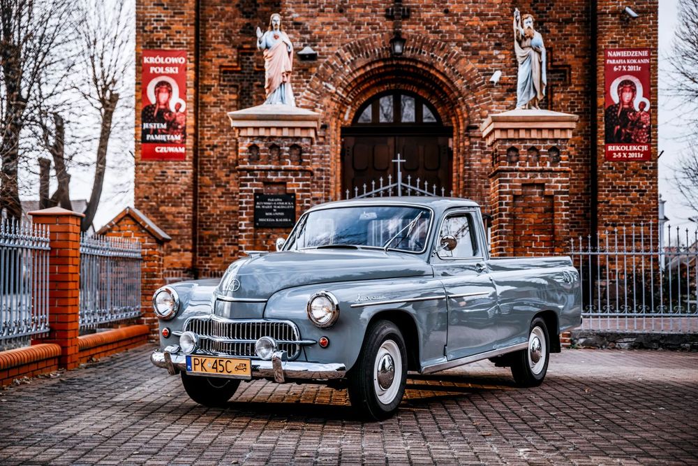 Warszawa Pick-up Nowa Warszawa Pick-up